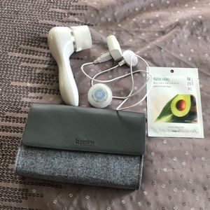 Barely used, authentic Clarisonic Smart Profile